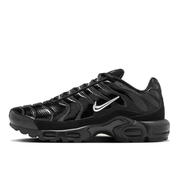 air-max-plus-black-chrome-600x600