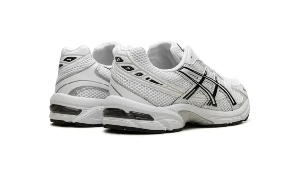 asics-gel-1130-white-black-1-600x340