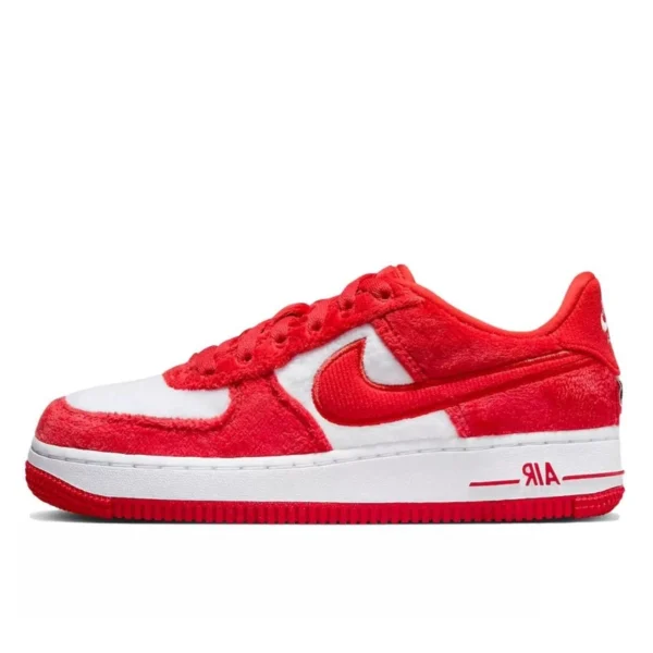 nike-air-force-1-low-valentine-s-day-fleece-2-600x600