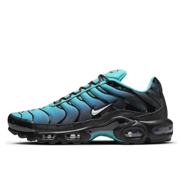 nike-air-max-plus-light-retro-blue-2-600x600