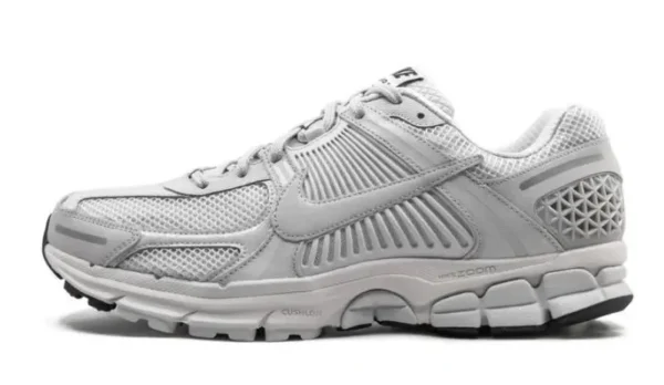nike-zoom-vomero-5-sp-vast-grey-3-600x348