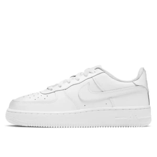 air-force-1-low-le-triple-white-2-600x600