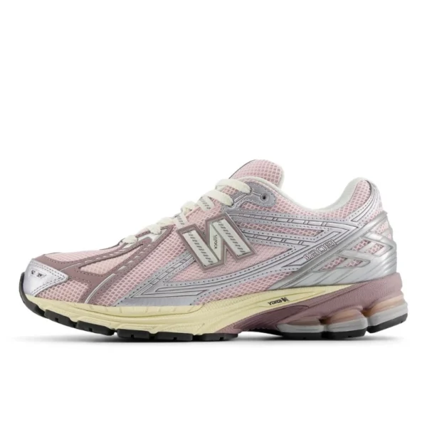 new-balance-1906r-rose-sugar-silver-2-600x600